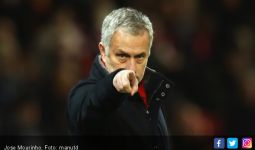 Manchester United Catat 3 Kali Seri, Mourinho Salahkan Wasit - JPNN.com
