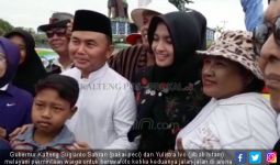 Pernikahan Gubernur Kalteng, Kental Adat Dayak dan Jawa - JPNN.com