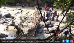 Jembatan Roboh, 30 Pengunjung Penangkaran Rusa Terluka - JPNN.com