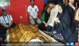 Tolak ke Rumah Sakit, Yon Koeswoyo Ingin Meninggal di Rumah - JPNN.com