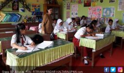 Kurikulum 2013 Bukan Siapkan Anak Jago Hitung dan Menghafal - JPNN.com