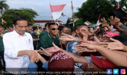 Pesan Jokowi Saat Berbagi Sertifikat Tanah ke Rakyat Tegal - JPNN.com