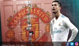 Kasihan Ronaldo, Madrid Menolak, MU Belum Tentu Menerima - JPNN.com