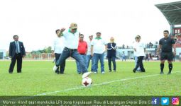 Menteri Hanif Pengin Liga Pekerja Lahirkan Pemain Timnas - JPNN.com