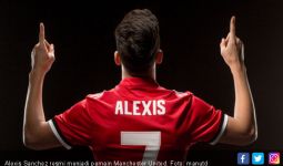 2 Anjing Pujaan Suporter Arsenal Ikut Alexis Sanchez ke MU - JPNN.com