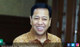 Setya Novanto pun Tersenyum Dengar Keterangan Andi Narogong - JPNN.com