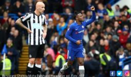2 Gol Batshuayi Bawa Chelsea Melaju ke Babak Kelima Piala FA - JPNN.com