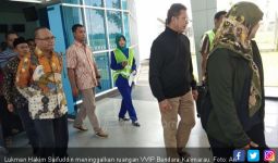Keluar dari RS, Kaki Lukman Hakim Saifuddin Masih Diperban - JPNN.com
