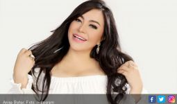 Anisa Bahar Tuntut Deddy Segera Nikahi Juwita - JPNN.com