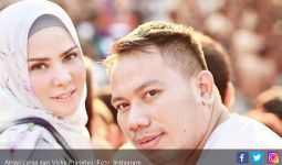 Angel Lelga dan Vicky Girang pernikahannya Penuh Endorsement - JPNN.com