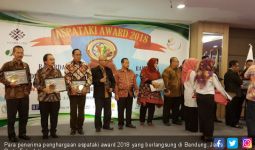 Aspataki Award Ganjar Penghargaan untuk 11 Wakil Pemerintah - JPNN.com