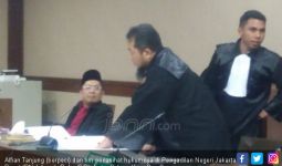 Tuntutan Belum Kelar, Hakim Tunda Persidangan Alfian Tanjung - JPNN.com