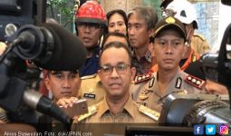 Maaf Ya, Pak Anies Kali Ini Tak Berpihak ke PKL - JPNN.com