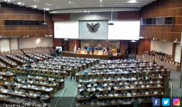 327 Anggota DPR Hadiri Pelantikan Pengganti Zainuddin Amali dan Edhy Prabowo - JPNN.com