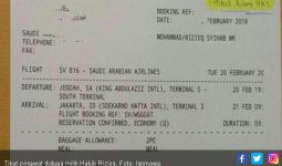 Beredar Foto Tiket Pesawat Habib Rizieq ke Indonesia - JPNN.com