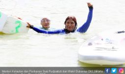 Adu Cepat Lawan Wagub Sandi, Menteri Susi Sempat Minum Kopi - JPNN.com