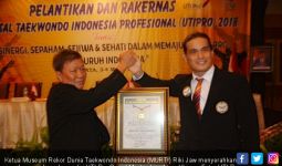 Pendiri UTI Pro GM Lioe Nam Khiong Raih Penghargaan MURTI - JPNN.com