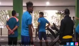 Bek Muda Persipura Jalani Seleksi di Arema FC - JPNN.com