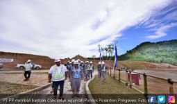 PT PP Beri Bantuan Untuk Pondok Pesantren Pringsewu - JPNN.com