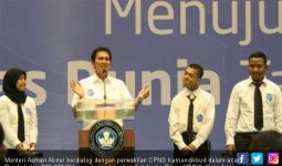 CPNS Dituntut Kerja Profesional - JPNN.com