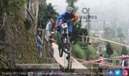 Memacu Downhill Membelah Perkampungan di Kaki Merapi - JPNN.com
