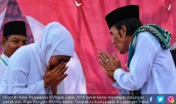 Rhoma Irama Ramaikan Kampanye Akbar Khofifah - JPNN.com