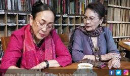 Pengamat Anggap Puisi Sukmawati Soekarnoputri Kritik Biasa - JPNN.com
