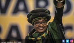 Afrika Selatan Tangisi Kepergian Winnie Mandela - JPNN.com