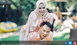 Pernikahannya Dituding Rekayasa, Vicky Prasetyo: Terserah! - JPNN.com
