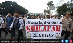 Ada Spanduk Dukung Khilafah di Aksi Bela Islam 64 - JPNN.com