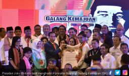 Awalnya Jokowi Kalem, Bercanda, Lantas Nada Tinggi - JPNN.com