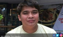 Billy Syahputra: Kalau Mbah Mijan Bukan Temen, Udah Gw Siram - JPNN.com