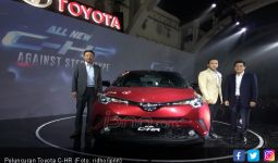 Harga Toyota C-HR Hampir Setengah Miliar Rupiah - JPNN.com