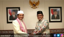Temui Imam Istiqlal, Hasto Tegaskan Komitmen Keislaman PDIP - JPNN.com