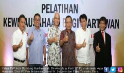PT Pos Indonesia Latih Wartawan Berwirausaha - JPNN.com