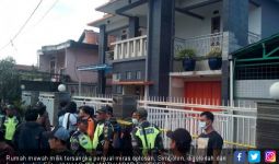 Rumah Mewah Milik Penjual Miras Oplosan Disegel Polisi - JPNN.com