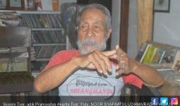 Soesilo Toer, Doktor Pemulung Sampah, Dulu Kaya Raya (4) - JPNN.com