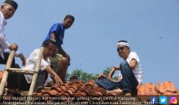 Aksi Nyata Dedi Mulyadi Memuliakan Ustaz, Lihat tuh - JPNN.com