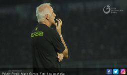 Banjir Sanksi Komdis PSSI, Pelatih Persib: Itu Gila! - JPNN.com