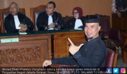 Didakwa UU ITE, Ahmad Dhani Ngotot Tak Bersalah - JPNN.com