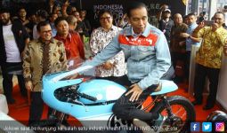 Tampil Gaul di IIMS, Jokowi Picu Inovasi Industri Kreatif - JPNN.com