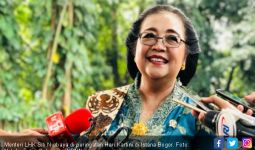 Hari Kartini, Menteri Siti Jadi Pemenang Kebaya Terbaik - JPNN.com