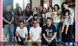 Beredar Foto Keluarga Haris dengan Jedun, Begini Kata Sarita - JPNN.com