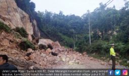 Jalan Lintas Riau-Sumbar Sudah Kembali Normal - JPNN.com