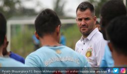 Bhayangkara FC Vs Mitra Kukar: Laga Emosional McMenemy - JPNN.com