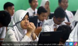 Soal UNBK SMP, Irisan Kurikulum 2006 dan 2013 - JPNN.com