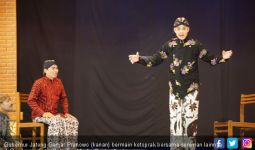 Ikut Main Ketoprak di Rembang, Ganjar Jadi Pangeran - JPNN.com