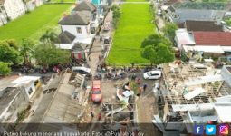 Video: 86 Rumah di Yogyakarta Diterjang Puting Beliung - JPNN.com