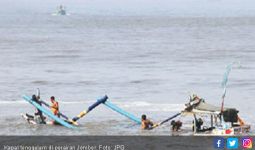 Perahu Tenggelam di Jember saat Angkut Warga Tiongkok - JPNN.com