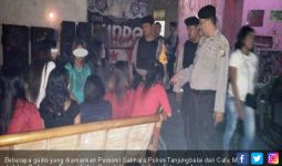 Polisi Gerebek Cafe di Jalan Sudirman, Nih Hasilnya - JPNN.com